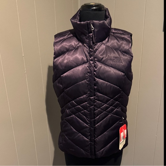 THE NORTH FACE Aconcagua Vest|Wind Resistant Water Repellent 550 Down Insulation - Picture 1 of 10
